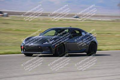 media/Mar-29-2025-Speed Ventures (Sat) [[9900210f0d]]/Green/Grid and Front Straight/